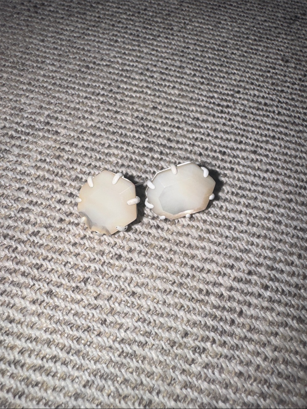 Kendra Scott Cream/White Danielle Stud Earrings
